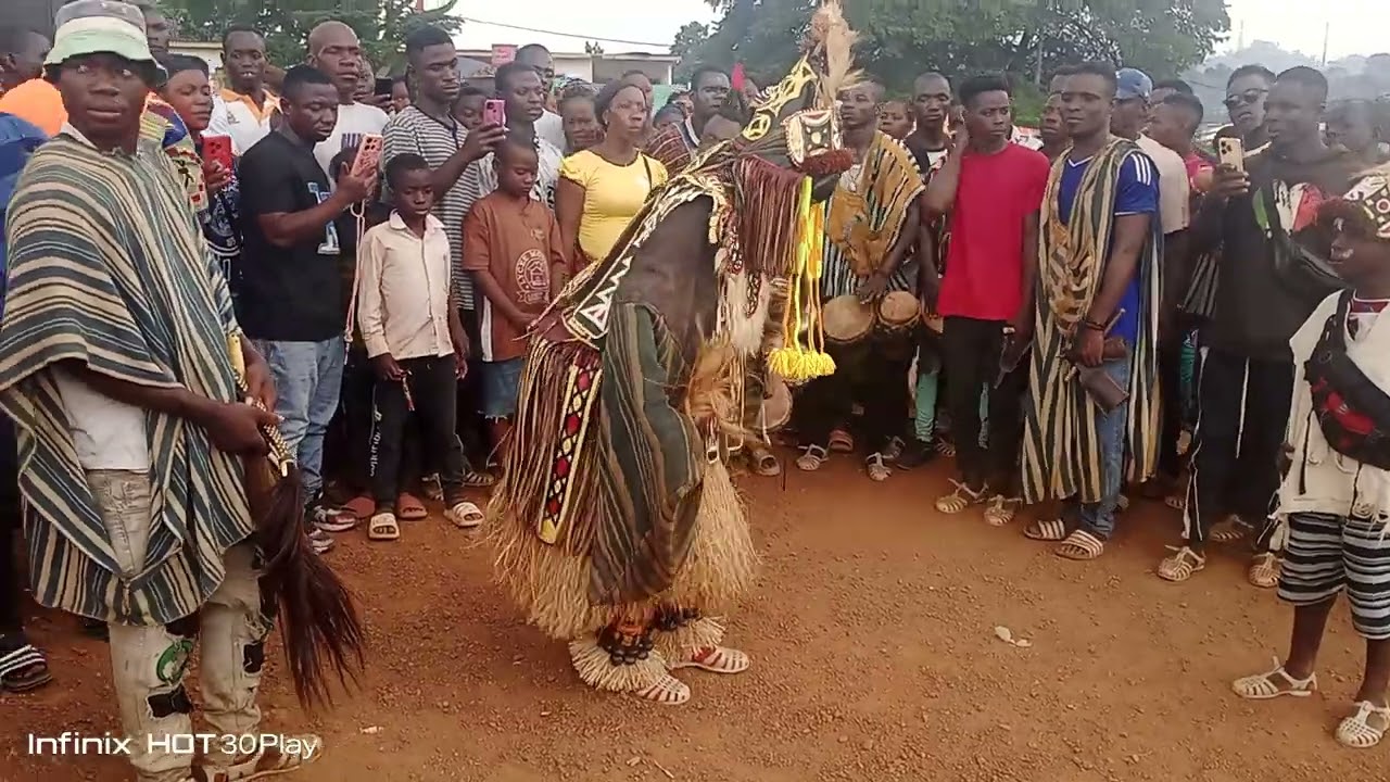 L'art de la percussion en pays DAN , ouest de la Côte d'Ivoire.