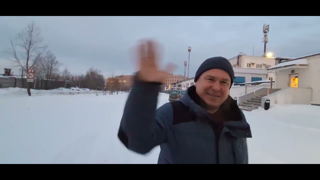 Сдали сервис, поработал у Михаила, сьездил в Челябинск, встретил дСаню, остались у кумы в гостях