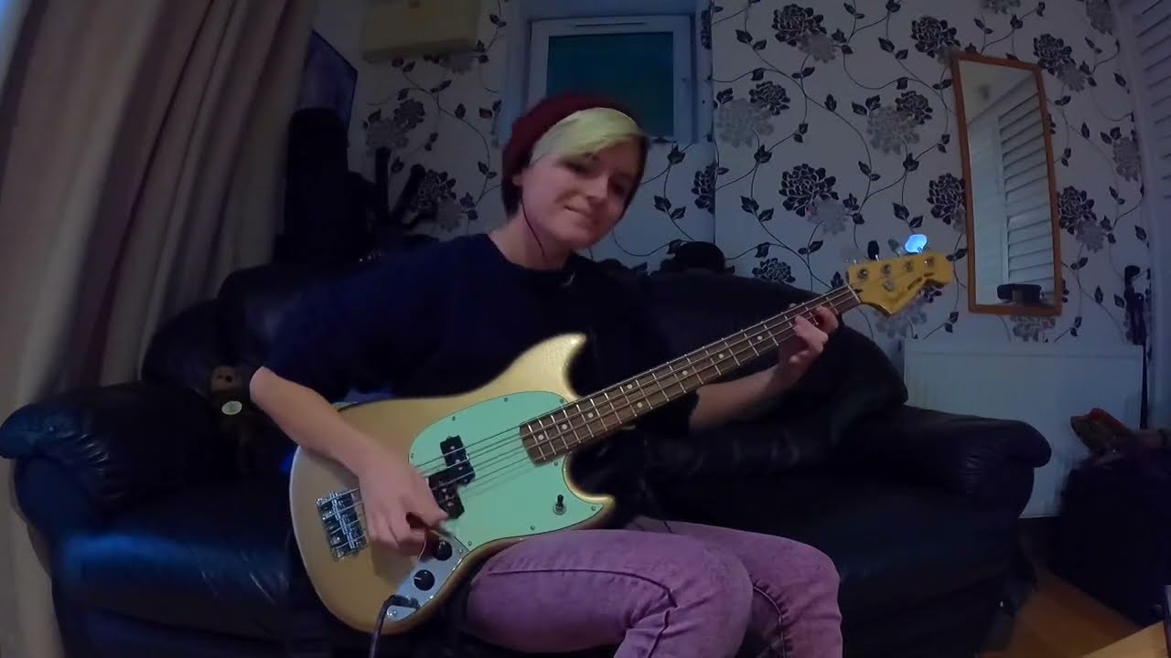 Garlands- Cocteau Twins bass cover