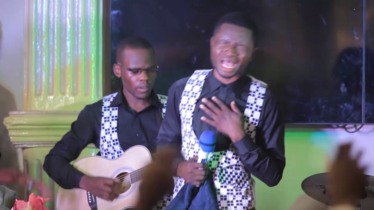 MÉLODIE - INTERPRÈTE JOEL KABWE