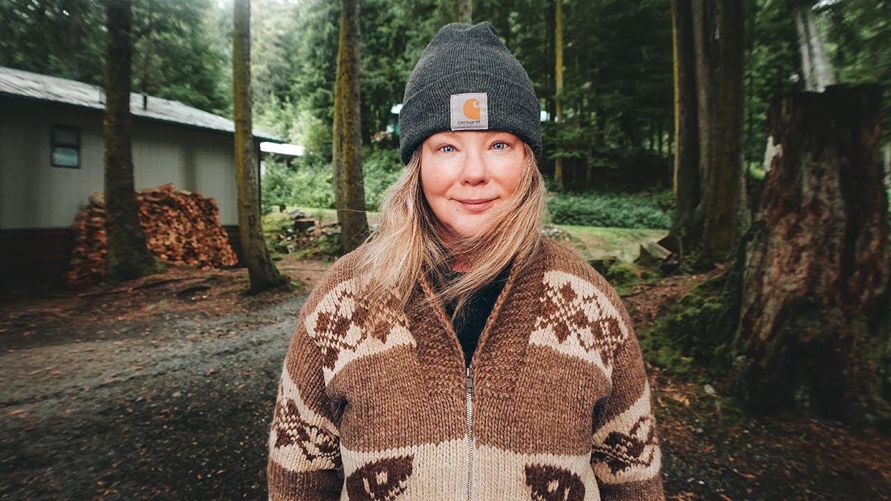 The Wolves Are Here to Stay 😬!! | Living Off-Grid on the West Coast of British Columbia