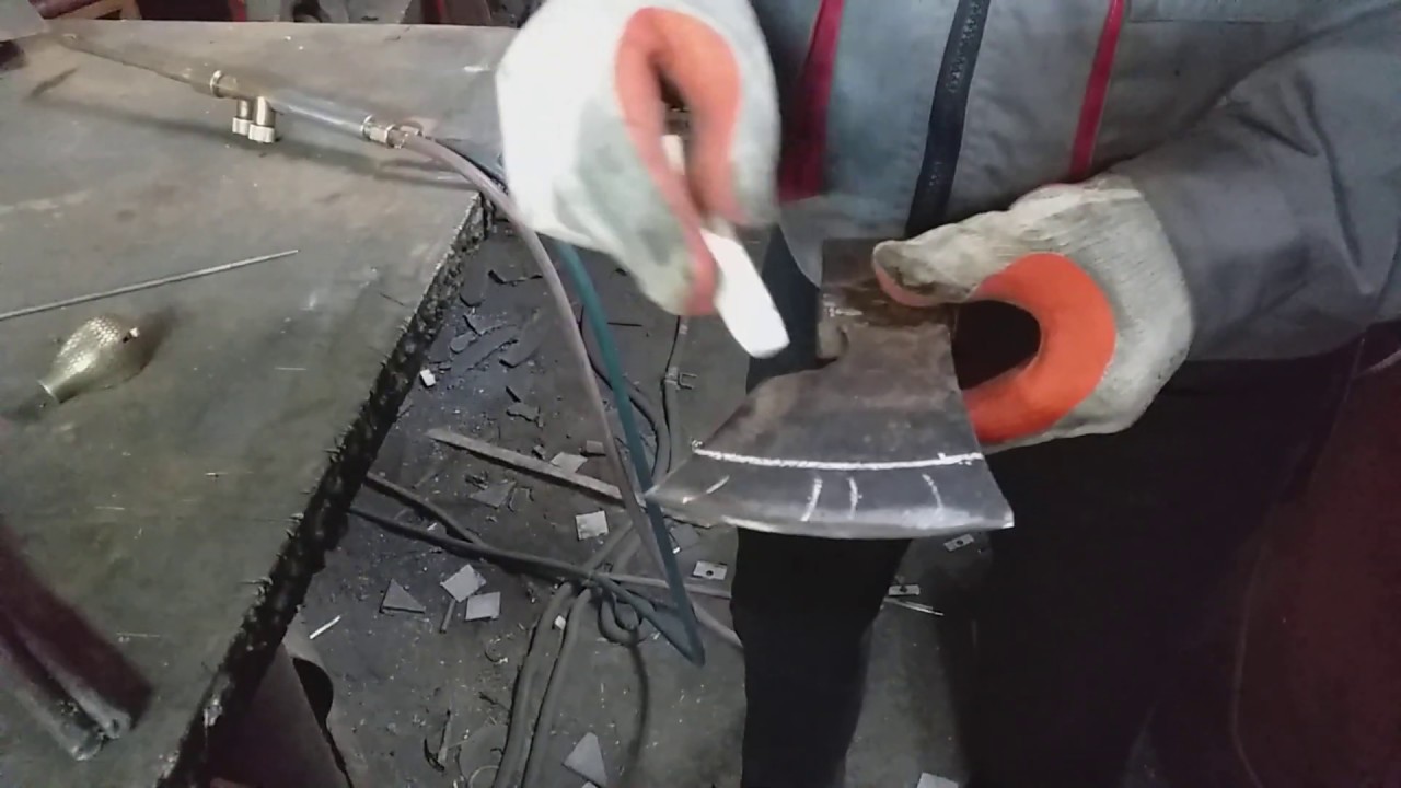 Kaljenje sjekire(hardening)