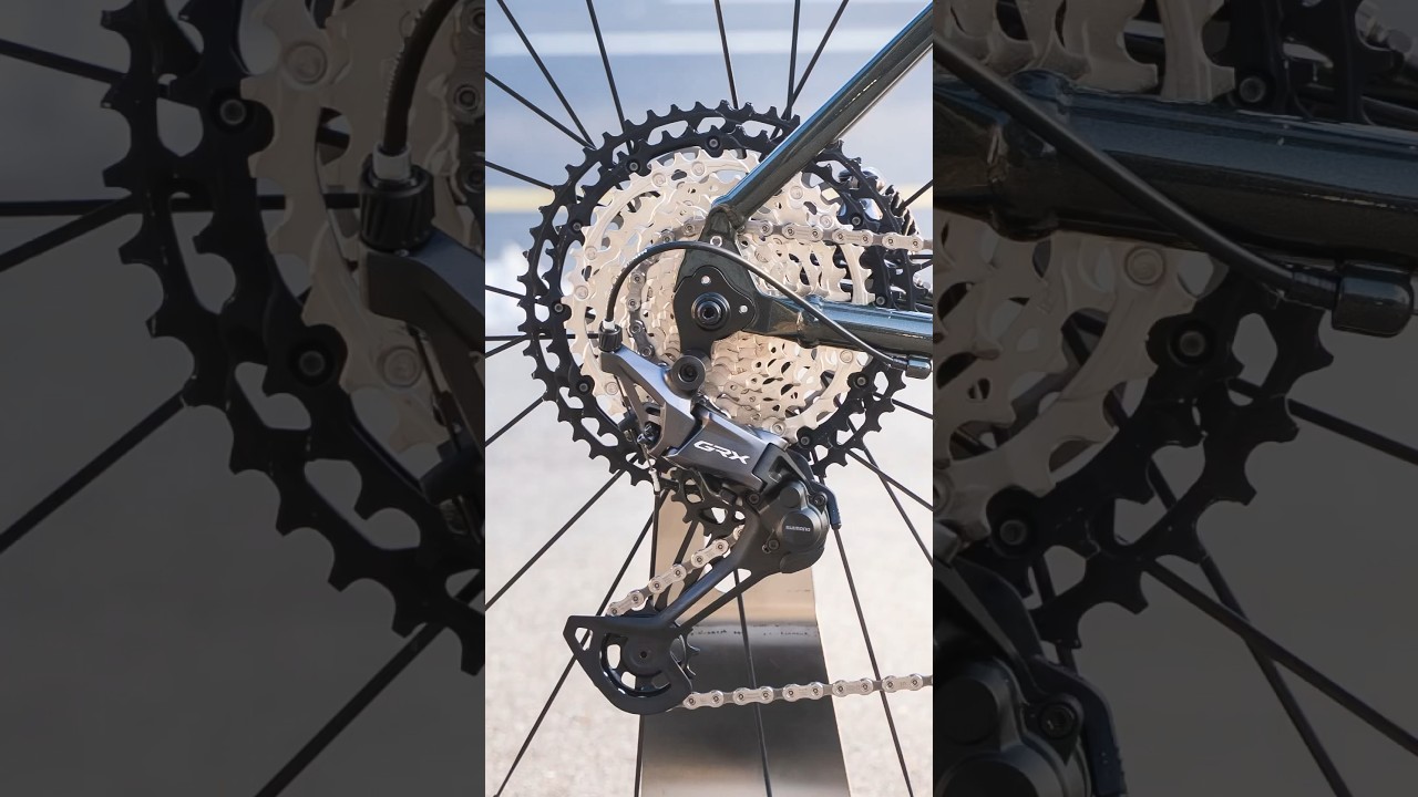 12 speed Shimano GRX 820 shifting action #grx #shimanogrx