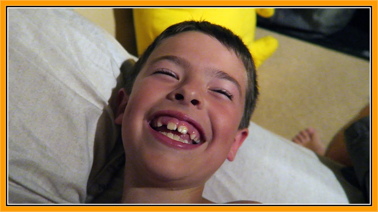 BEDTIME TICKLING | ERIKTV365