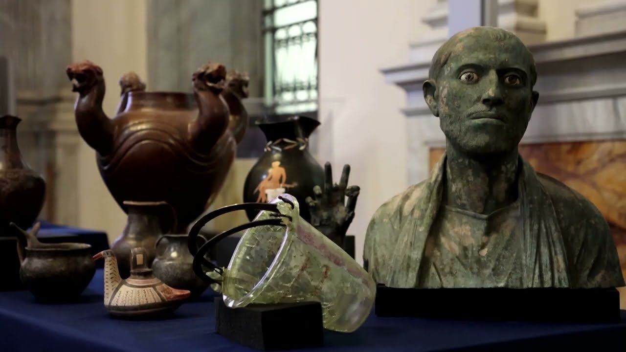 'Priceless' Italian artifacts return home from U.S.