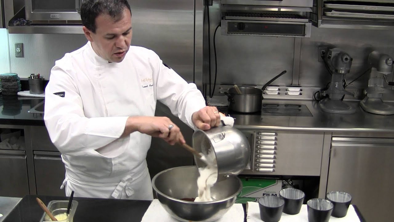 Guechida makes soufflé at Joël Robuchon