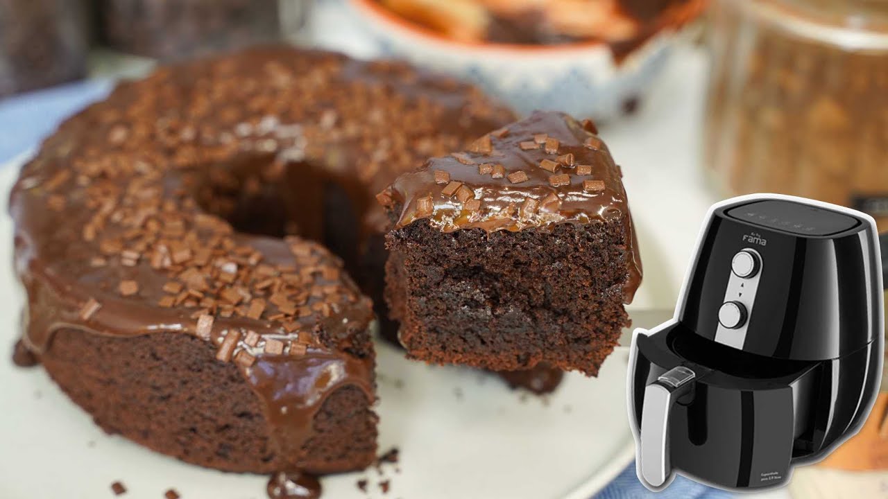 BOLO DE CHOCOLATE FOFINHO NA AIRFRYER EM 20 MINUTOS | FÁCIL E RÁPIDO