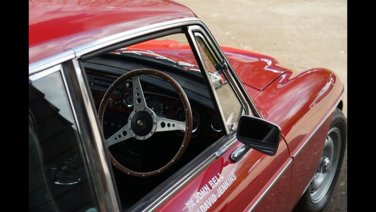 1968 MGC GT Coupe Interior Review
