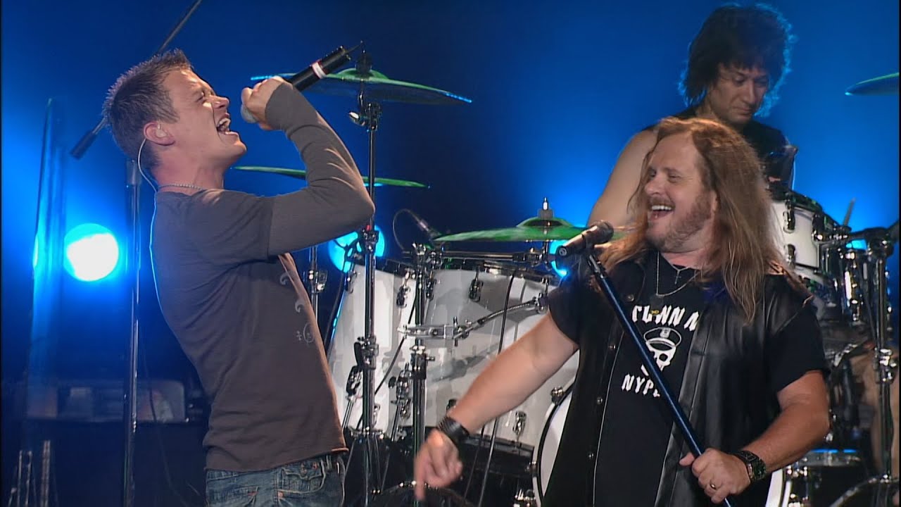 Lynyrd Skynyrd feat. 3 Doors Down - Kryptonite (Official Video)