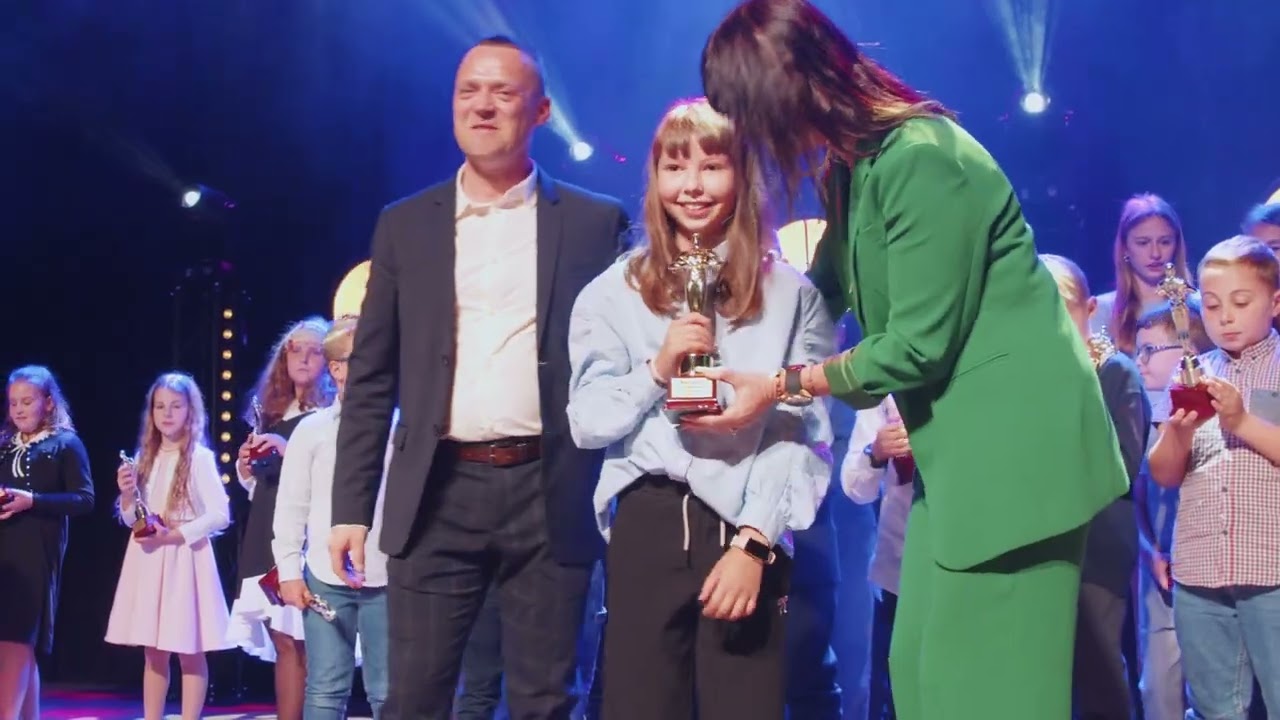 Premiera ,,Szare Szeregi z klasą
