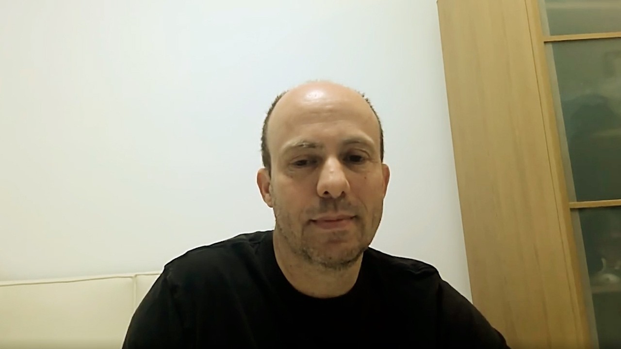 ד