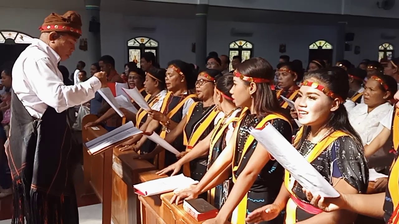 Misa inkulturasi suku BAJAWA Ngada