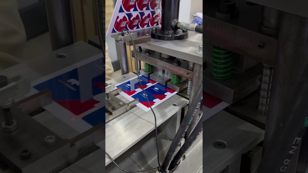 Plastik kart nasıl kesilir? How to cut plastic card?