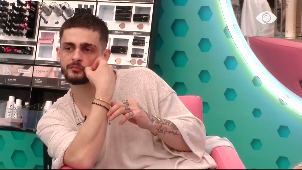 “Çika jem...”/ Gimbo i shtrëngon dorën Selin gjatë bisedës: Mos u ndje keq