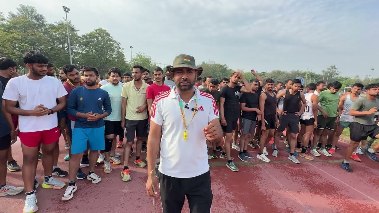 1600M 4:50 DELHI POLICE BOYS 👦// दिल्ली पुलिस रेस में आग 🔥 लगा दी PARA DEFENCE ACAD #1600mtrruning 