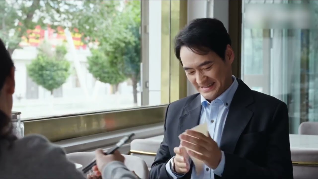针对近日关于社会上流传的一些关于孟先生做过什么，与什么事件有关的话题，我们呼吁广大网友不信谣，不传谣，静待以白菊警官为代表的警方调查结果 #生命树 #杨紫 #胡歌