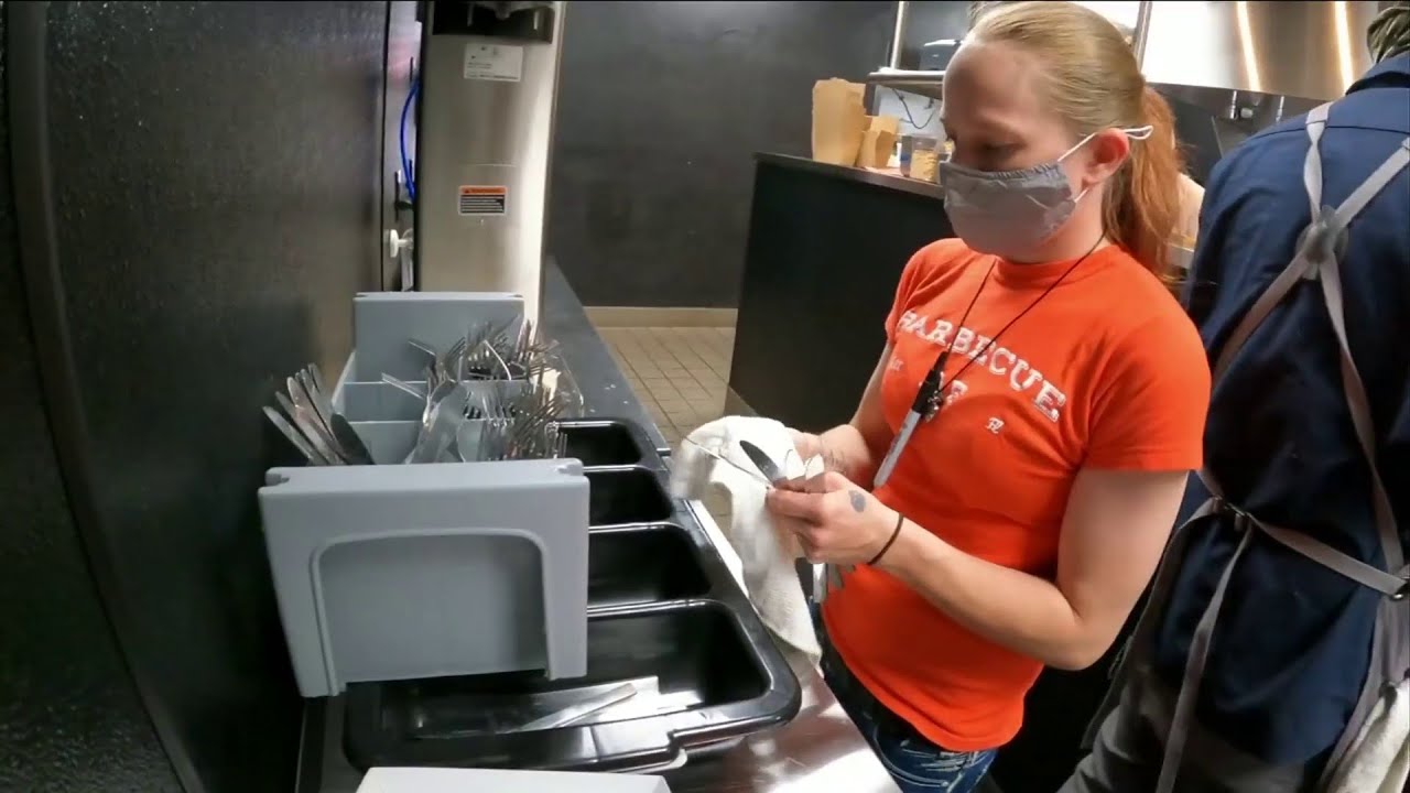 Restaurant worker shortage