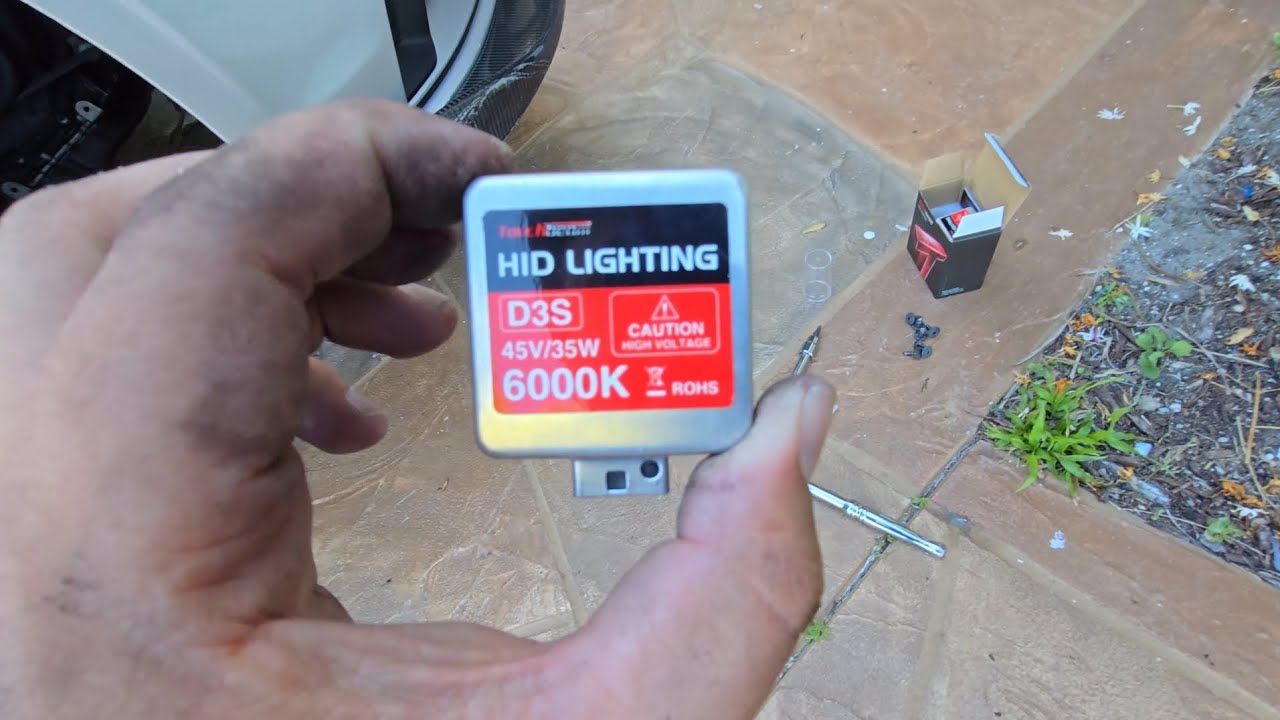 2015 Audi A3 8V Headlight Bulb Replacement Guide