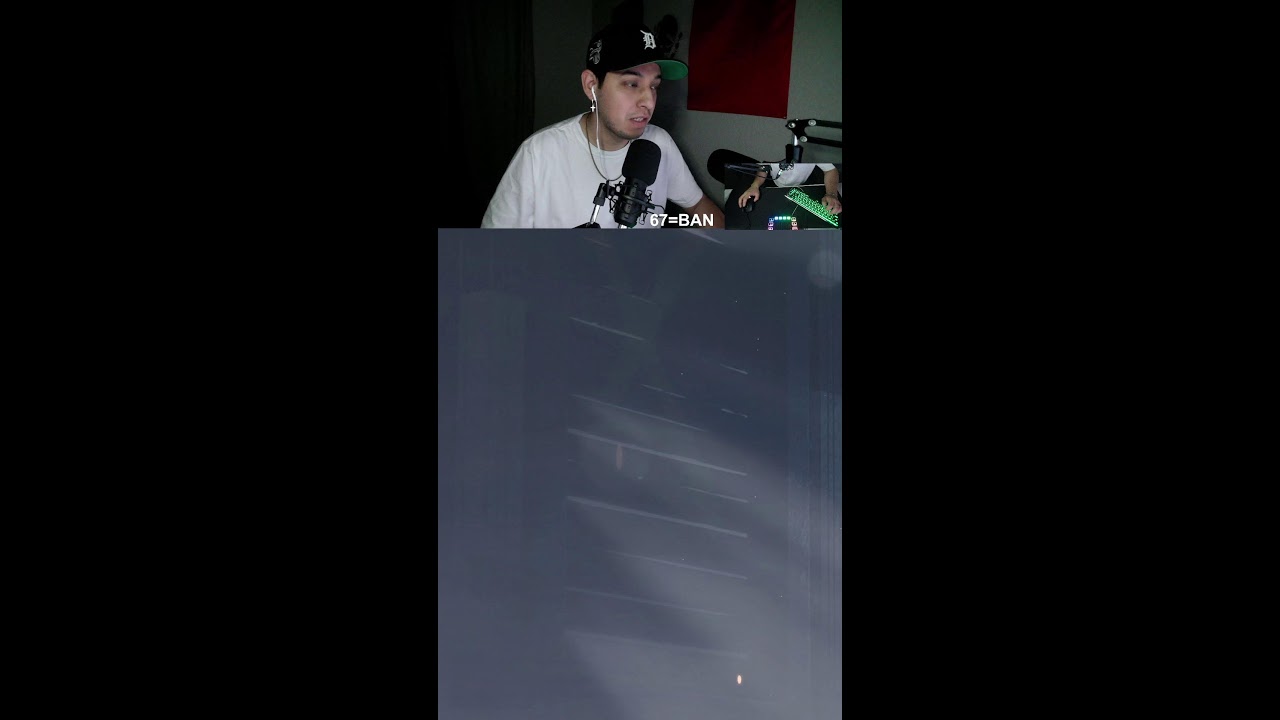 Playing Siege! I know I have 0 viewers. I read chat.