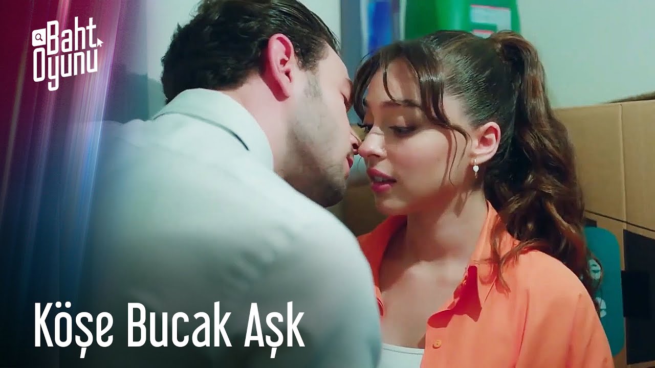 En Sevilen Bora Doğrusöz Sahneleri #32