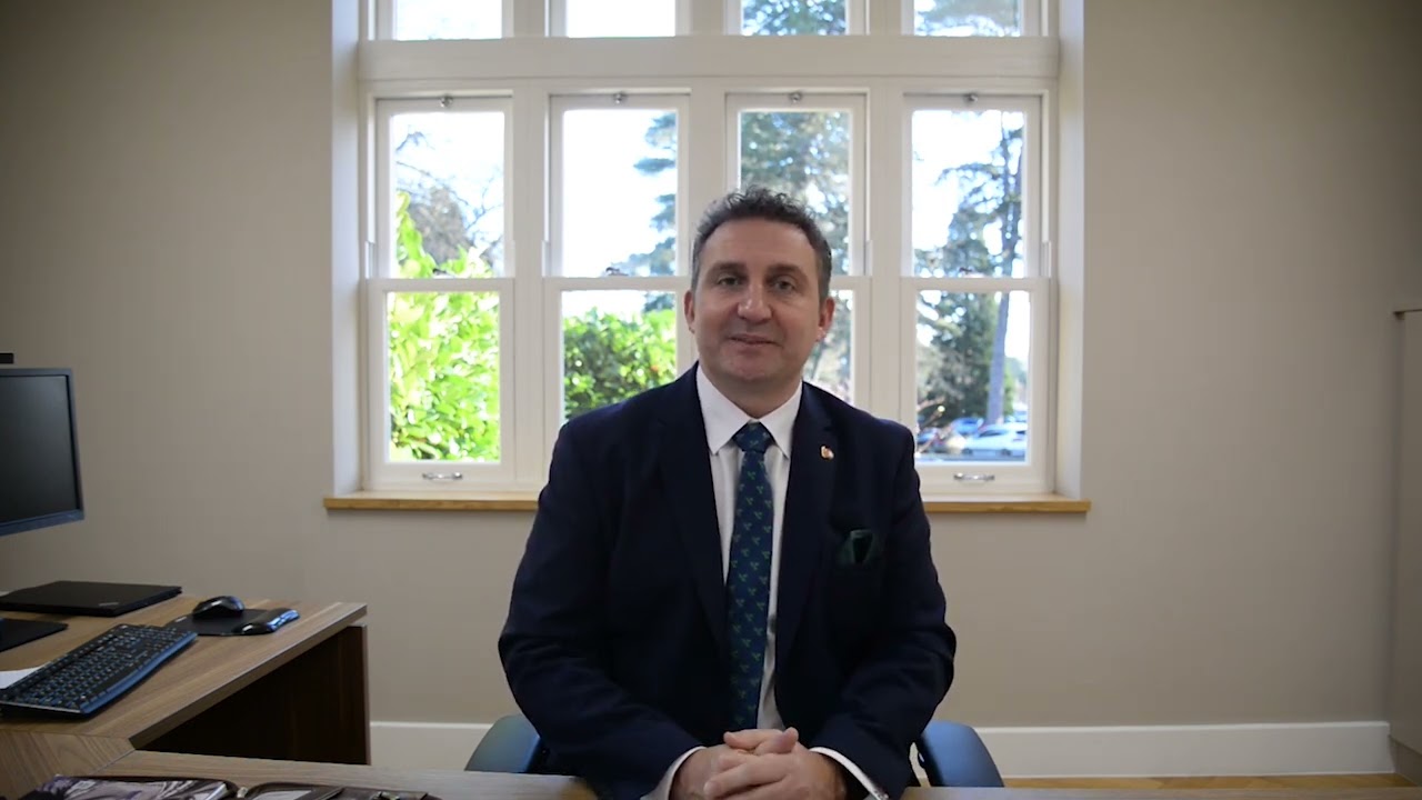 Thoughts from the College Headmaster - Deck the Halls