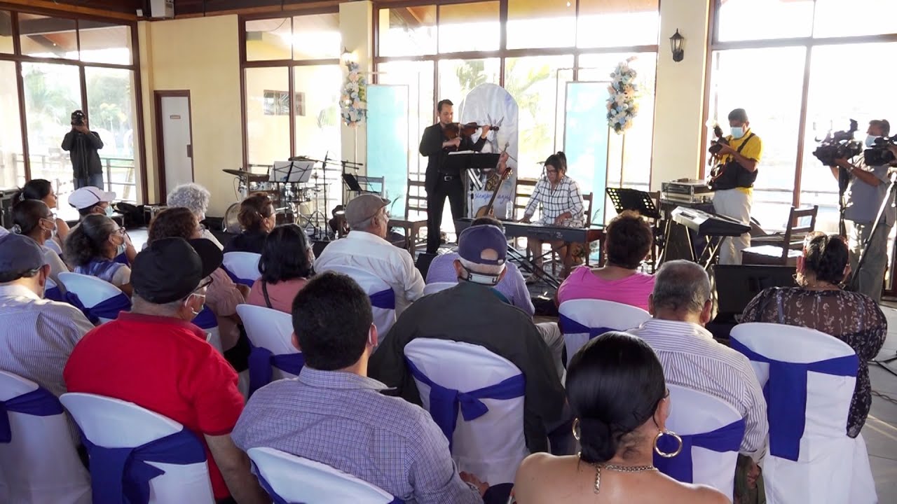 Realizan recital de piano y viol&iacute;n en homenaje al &ldquo;Bardo Universal&rdquo;