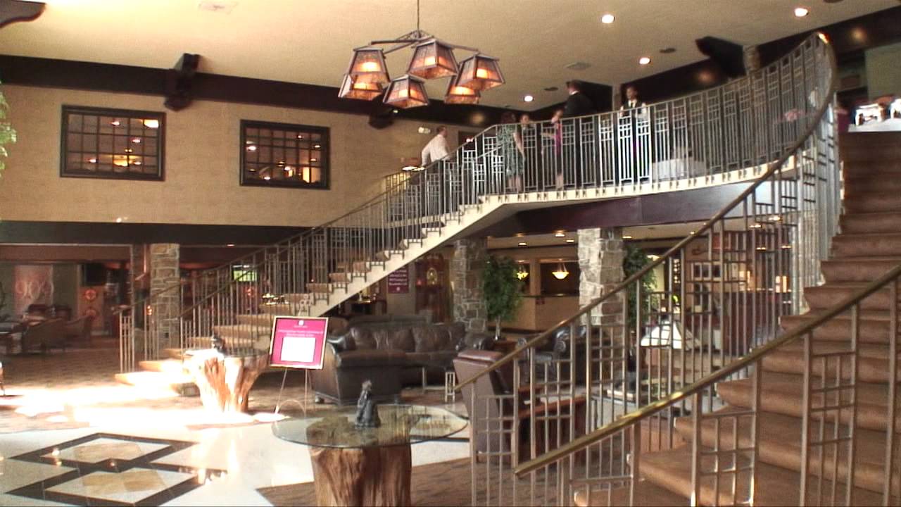 Regency Lodge - Venue Spotlight by Steve Bergeron of Bandstand Music in Omaha, Nebraska