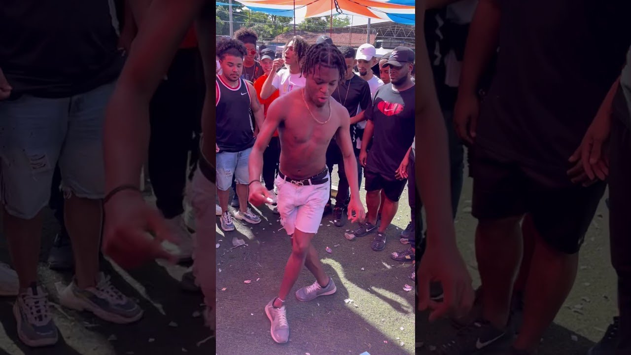 Os Quebradeiras - PELO BAILE DA DISNEY SÓ QUEBRADEIRA 🕺