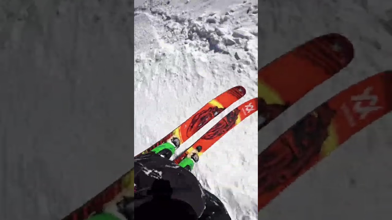 The Thrills of Skiing in Arapahoe Basin, CO. What would you do, comment 👇🏻 #shorts #skiing