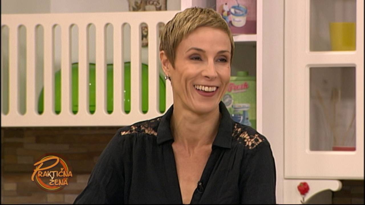 Praktična žena - Ašhen Ataljanc pravi Tabule - kus kus sa povrćem