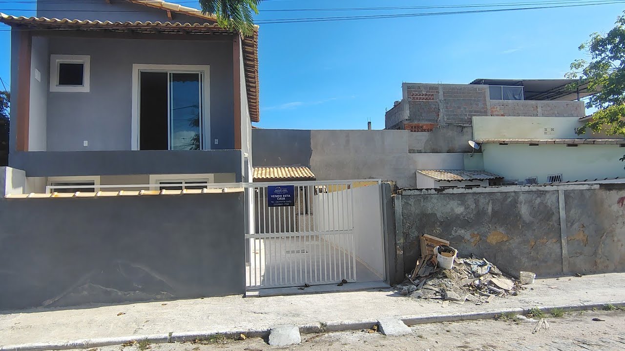 Vendo ótima Casa a 150 metros da praia de aquários em Tamoios Segundo distrito de Cabo frio RJ. 