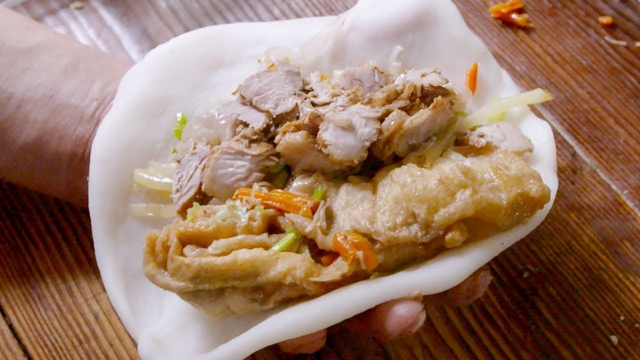 美食台 | 比臉還大的餃子，長得醜吃著美！