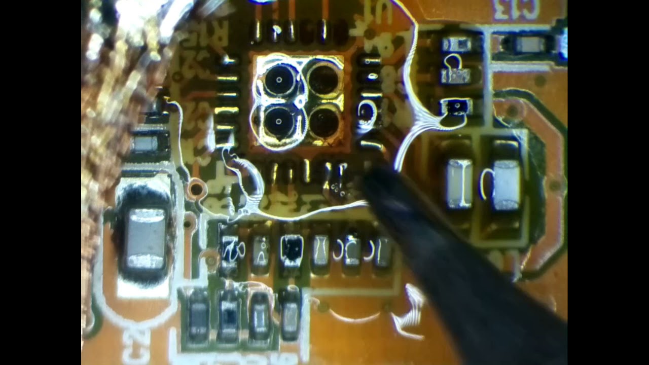 USB TV Tuner RTL-SDR with faulty tuner IC - replaced R820T2 IC chip on PCB to fix.