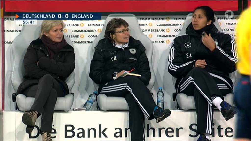 Frauenfussball Deutschland   England Nov  2015 2  Halbzeit
