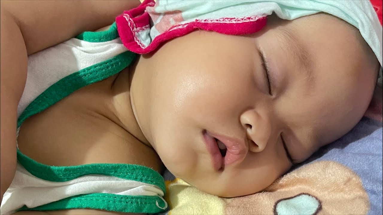 Sleeping 😴  #Panhapor #Porpor #momlife #kids