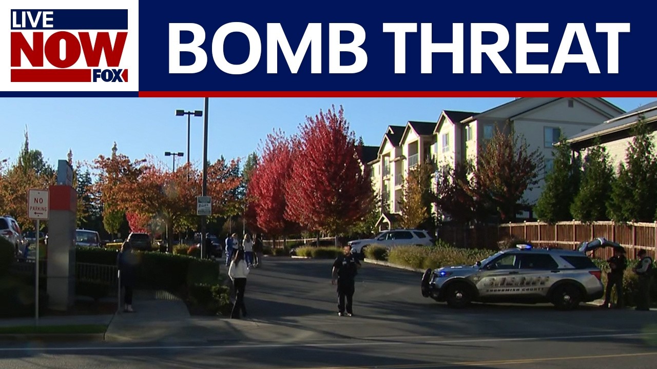 Hospital evacuated due to bomb threat