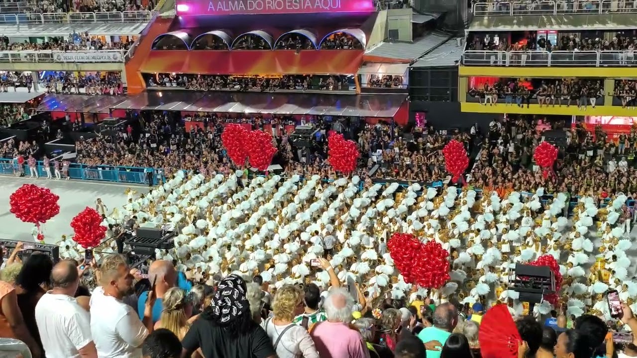Bateria da Mocidade - Desfile do Grupo Especial 
