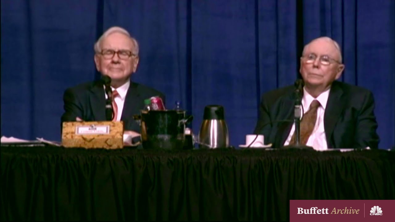 Charlie Munger Really Likes Costco ... But Warren Buffett Has Heard It Before