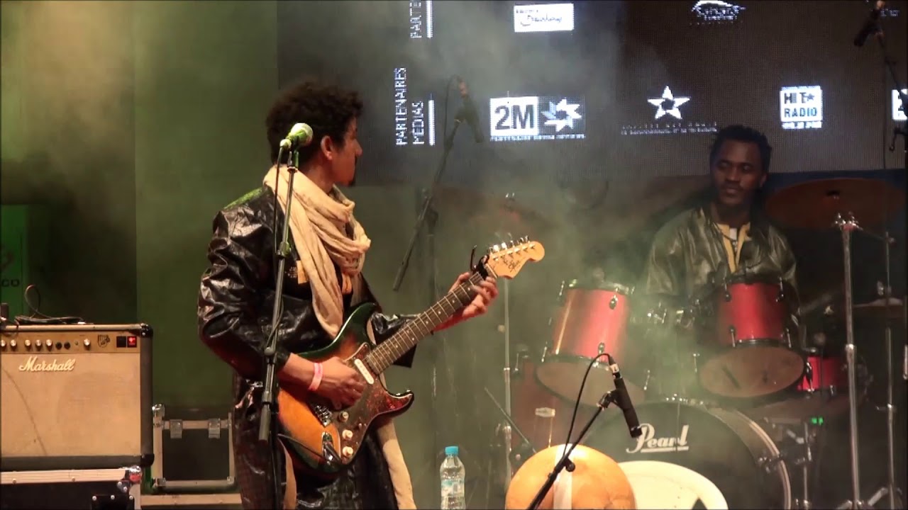 قادر ترهانين  Kader Tarhanin 8 Algérie Festival des Nomades 2018 M'hamid Maroc (modif son)