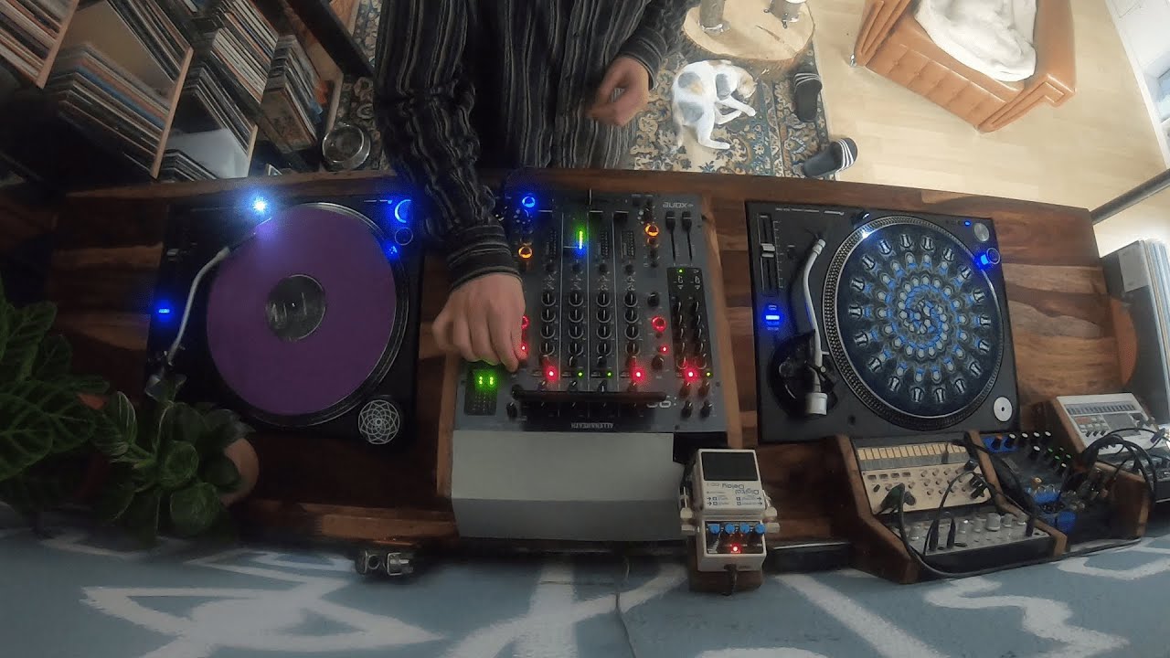 #6 Vinyl Minimal Microhouse with Crihan,Telum,Hostom,Ricardo Villalobos,Miroloja,Imbue,Traumer,Mikhu
