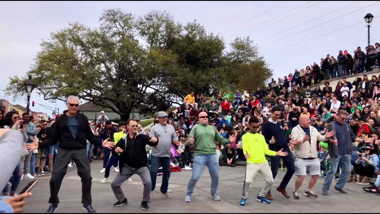 The Funniest New Orleans street Performers