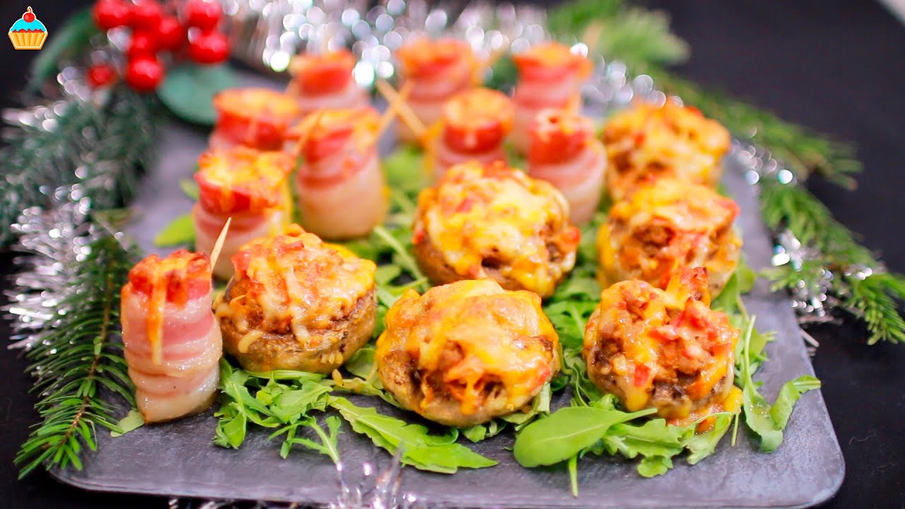 Фаршированные шампиньоны - вкусная закуска на Новый год.