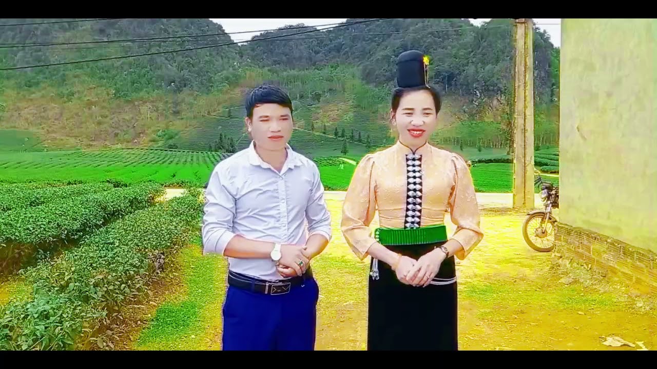 Hà Sơ Hoa Dừa Gặp Nhau Tại Đồi Chè Bình Thuận 