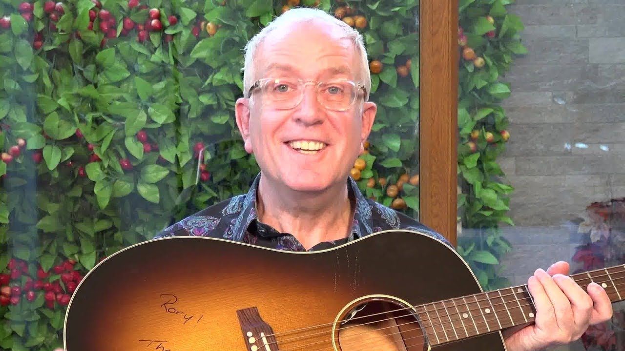 Rory Cowan - Piles of Chat!