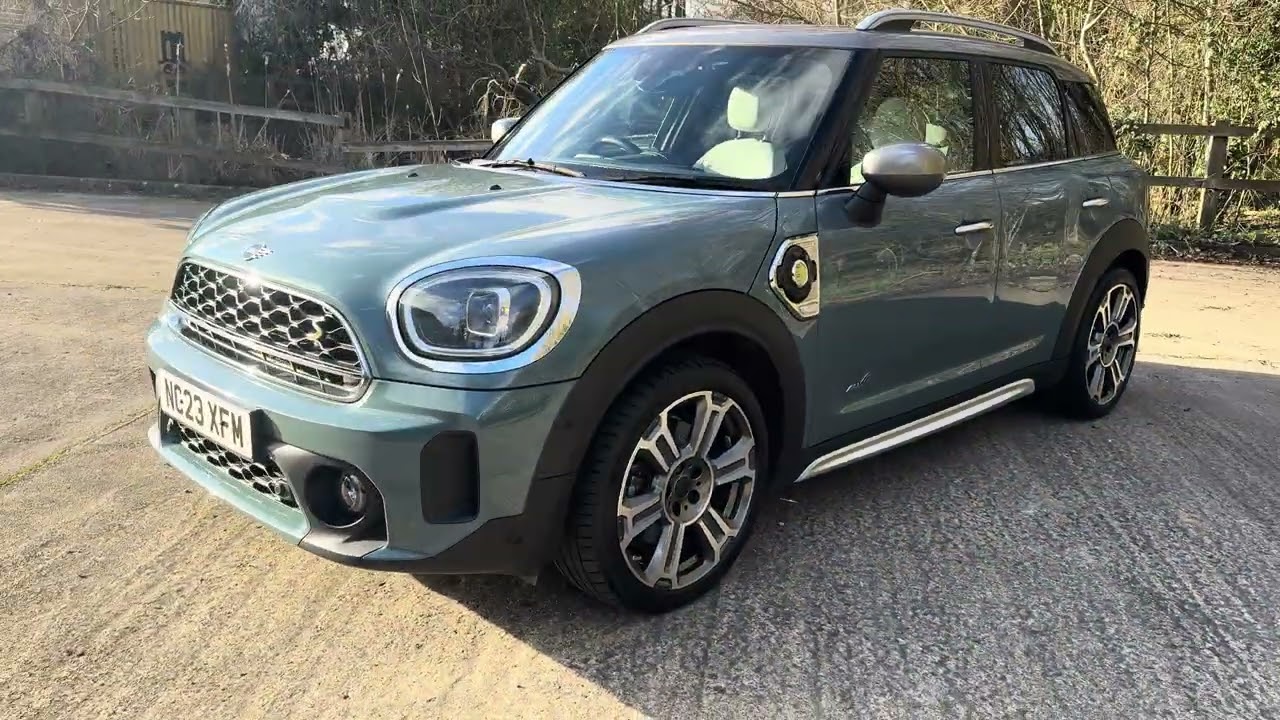 2023 (23) Mini Countryman Cooper S E Exclusive in Sage Green metallic
