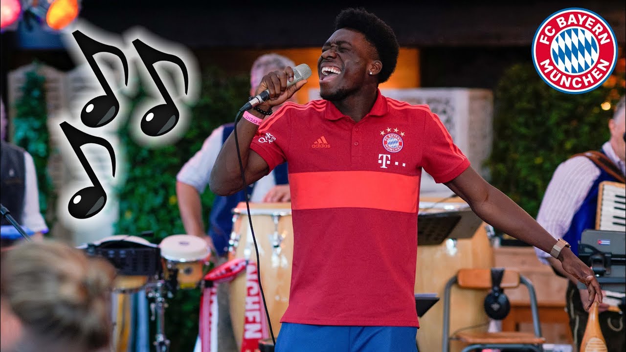 🎤 Lucas, Phonzie & Arp: New Signings Sing Songs! | FC Bayern 🎶