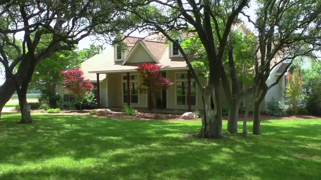 272 Schaper Road Fredericksburg tx Home on 10 acres for sale