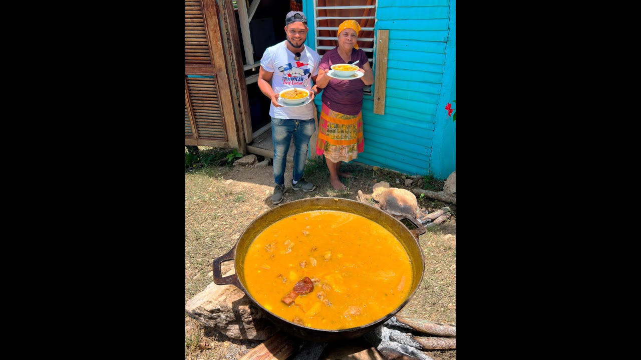 Marianela me preparo este rico Sancocho Dominicano desde su casita de campo en Caracoli Puerto Plata