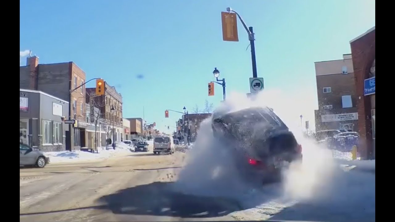 Dash Cam Car Crash Compilation and WTF Moments for March 5, 2018