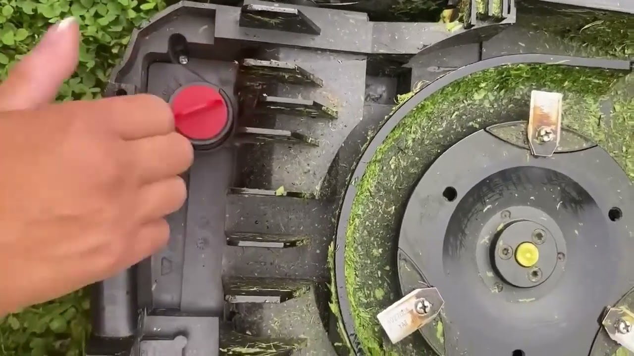 Robot tondeuse Power plus red&eacute;marrage